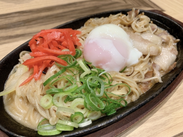 23582024 s 福岡県福岡市の屋台発祥の「焼きラーメン」の作り方・レシピ